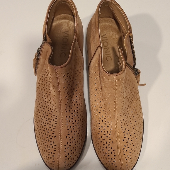 Vionic Women's Brown Perforated Ankle Boots - Picture 1 of 4
